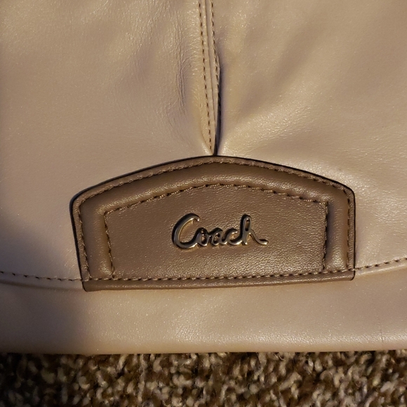 Authentic Coach Wristlet - Picture 4 of 6